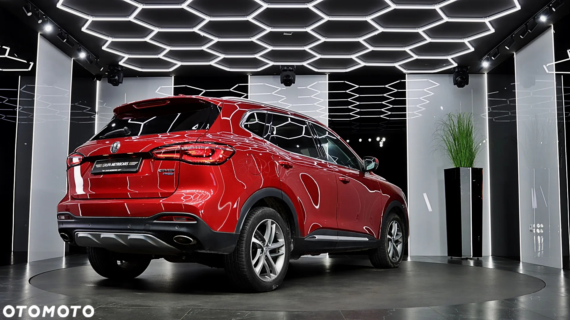 MG EHS 1.5T-GDI PHEV Luxury - 8