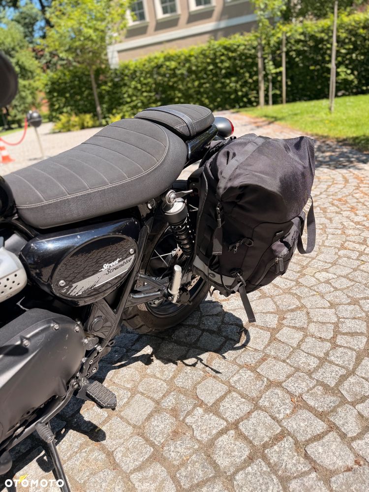Triumph Scrambler - 13