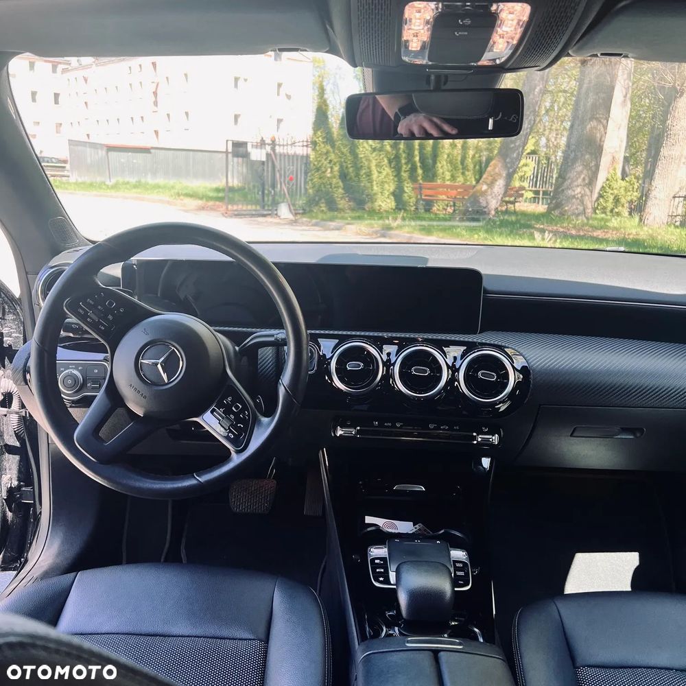 Mercedes-Benz CLA - 16