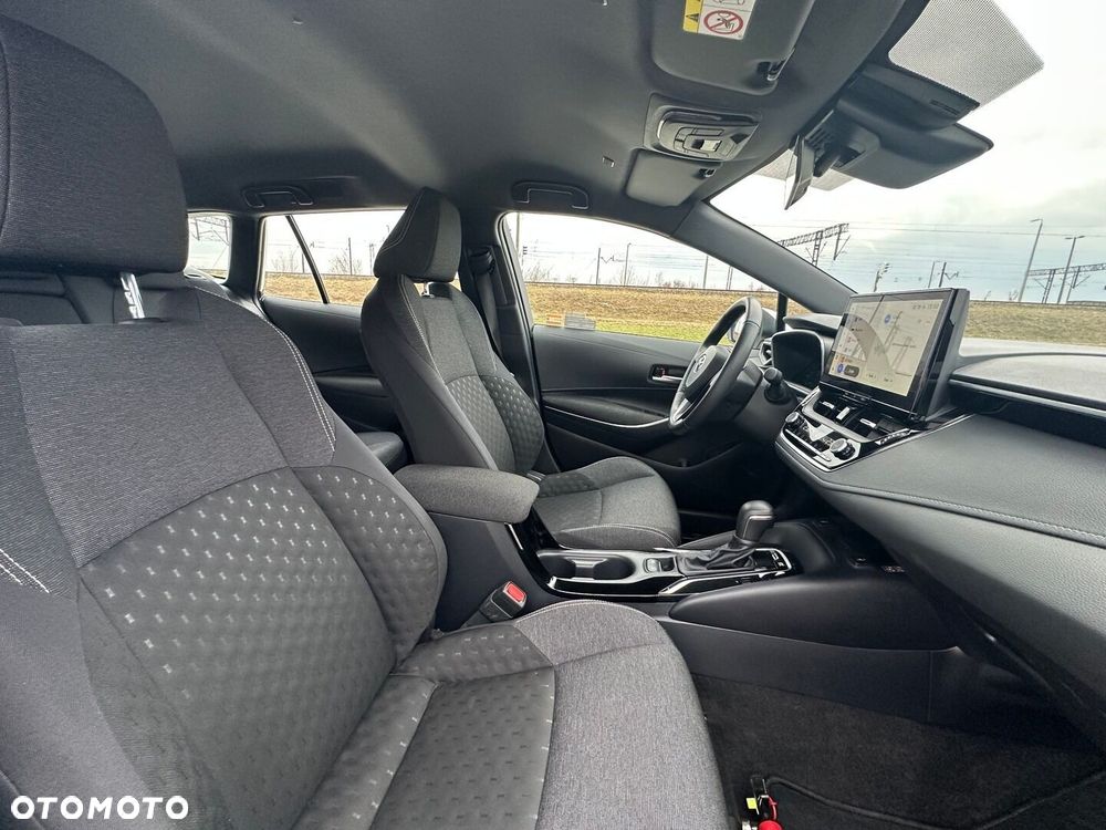 Toyota Corolla 1.8 Hybrid Comfort - 16