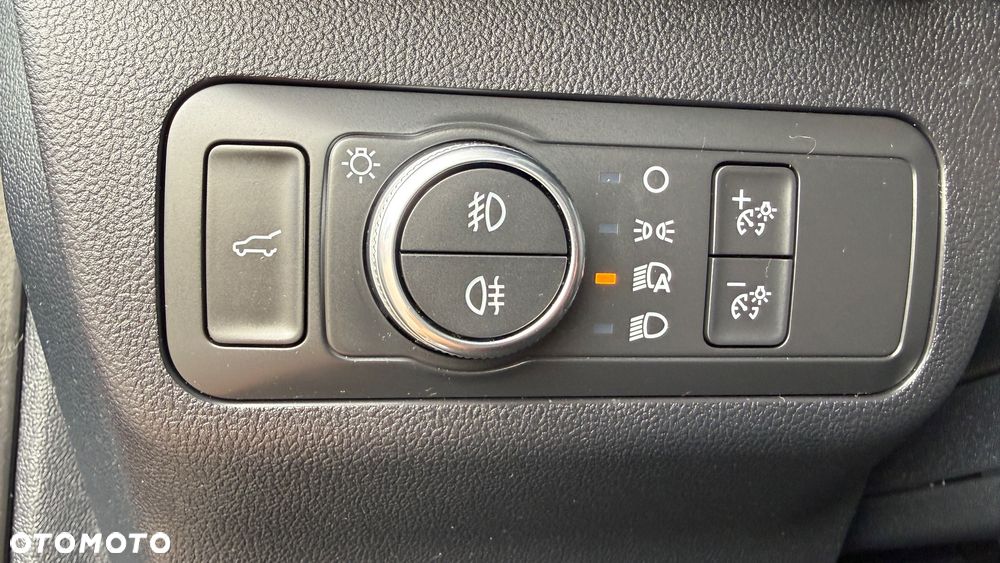 Ford Kuga 2.0 EcoBlue Hybrid ST-LINE - 32