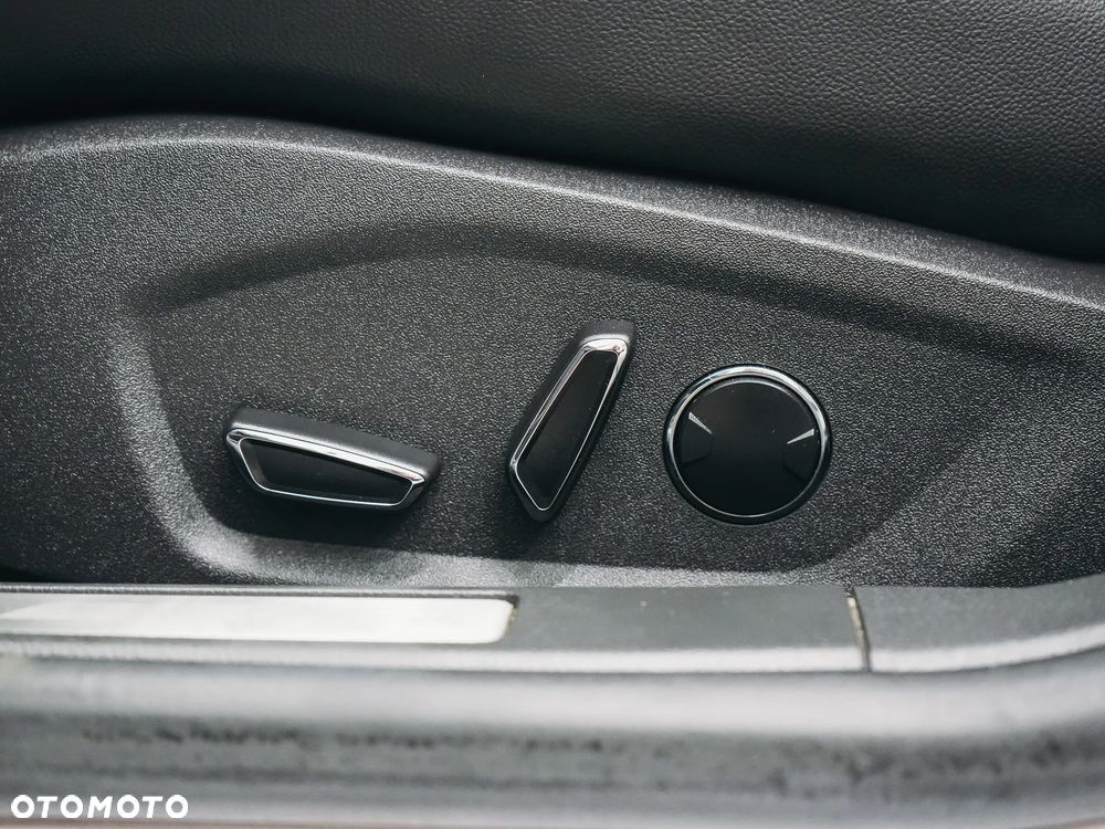 Ford Mondeo 2.0 EcoBlue ST-Line - 16