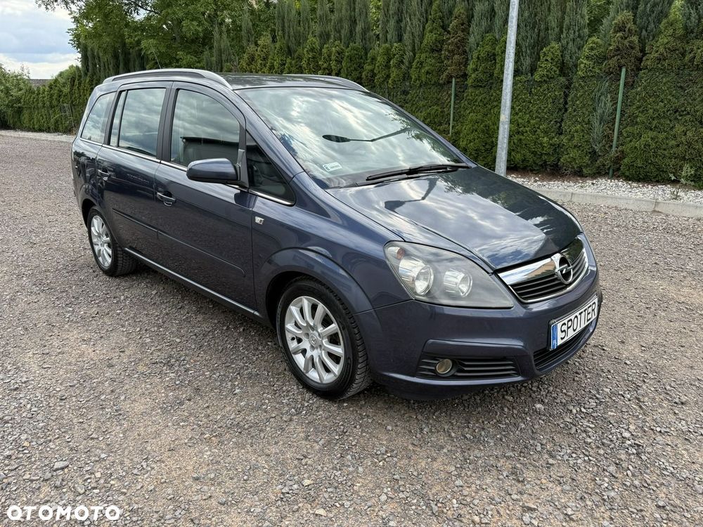 Opel Zafira - 3