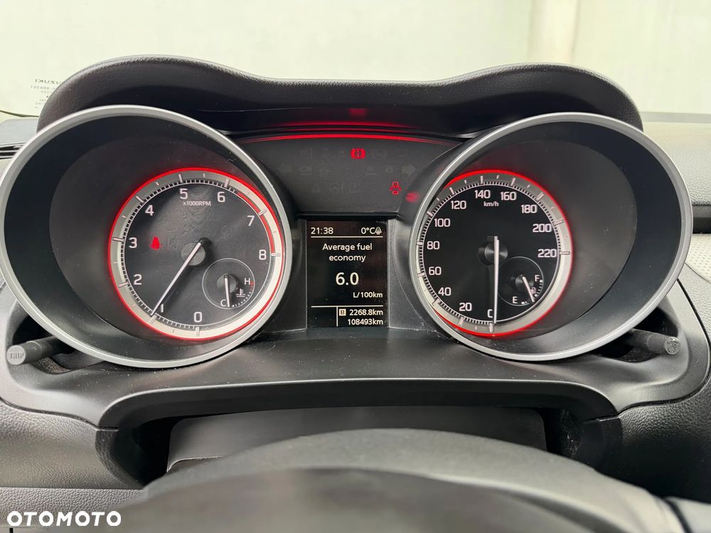 Suzuki Swift - 5