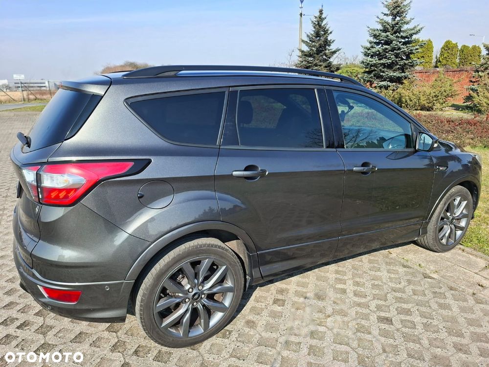 Ford Kuga 2.0 TDCi 4x2 ST-Line - 2