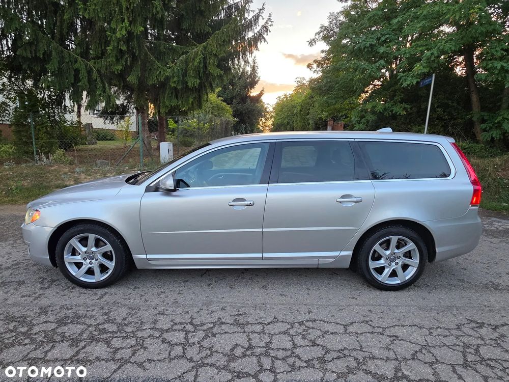 Volvo V70 D5 AWD Dynamic Summum - 12