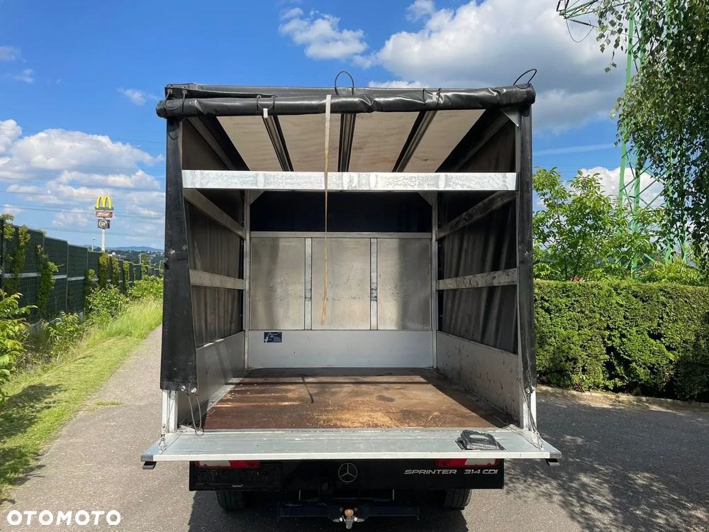 Mercedes-Benz Sprinter - 6