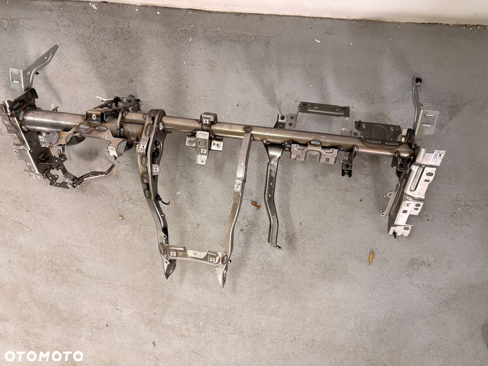 Stelaż pod Deskę , Konsole Ford  Courier MK3 - 2