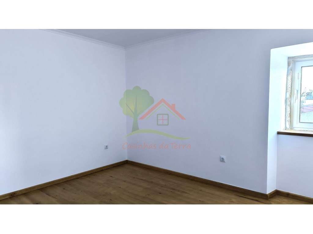 Moradia antiga reconstruida - A estrear - Grande imagem: 5/22