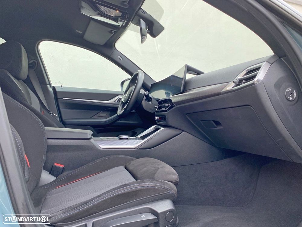 BMW i4 eDrive40 Pack Desportivo M - 15