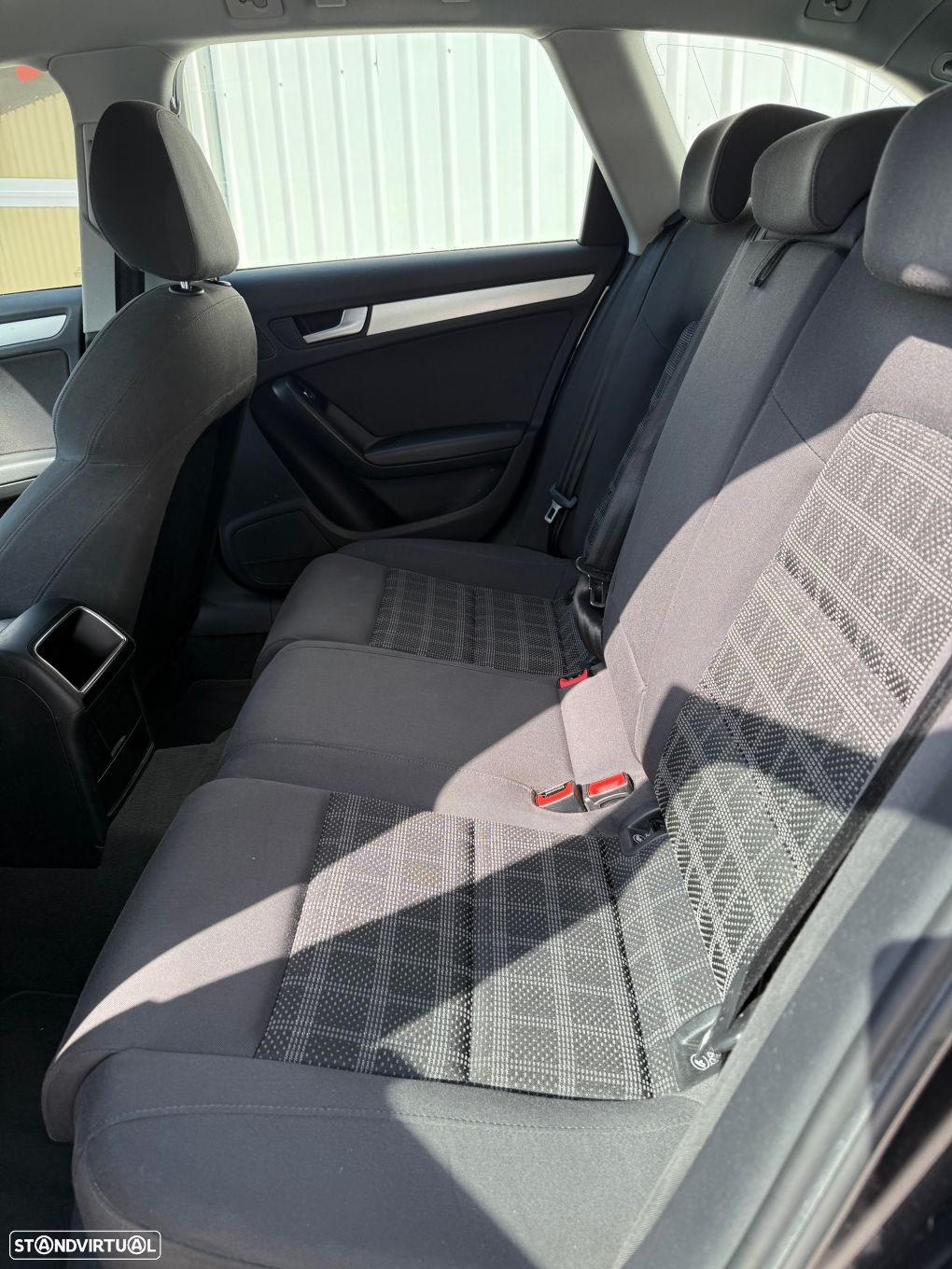 Audi A4 Avant 2.0 TDI - 9