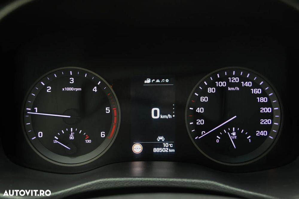 Hyundai Tucson blue 1.7 CRDi 2WD Passion - 8