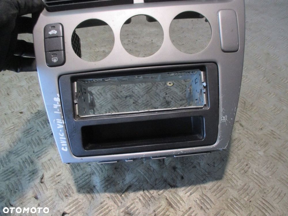 PANEL RAMKA RADIO HONDA CIVIC VII - 2