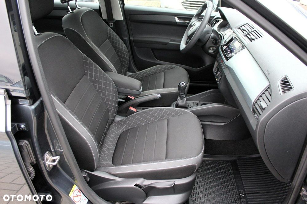 Skoda Fabia 1.0 TSI Ambition - 10