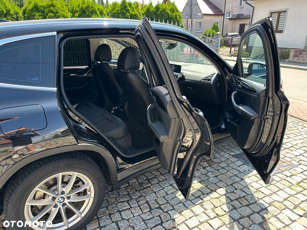 BMW X3 xDrive20i - 14