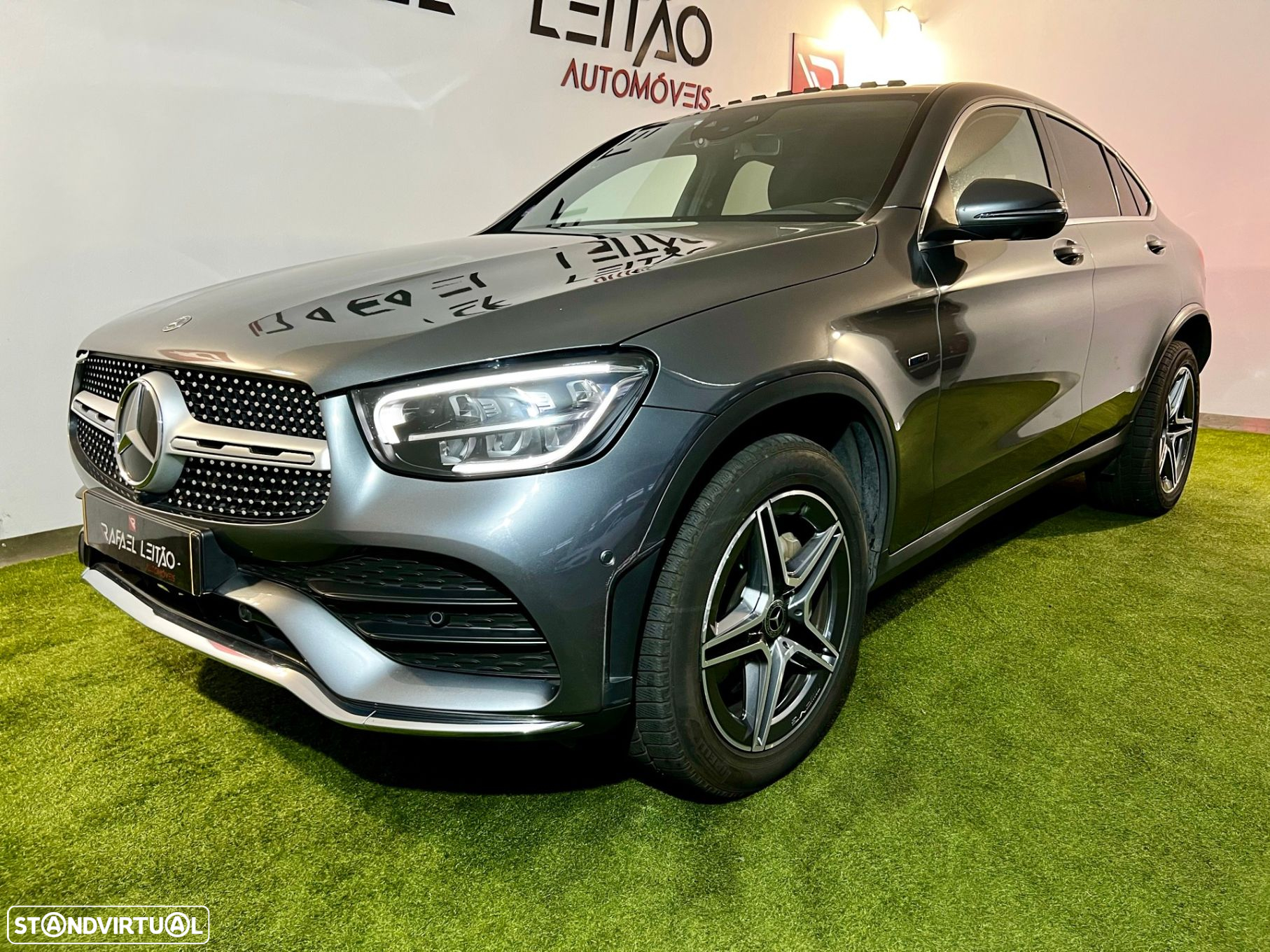 Mercedes-Benz GLC 300 e Coupé 4Matic - 11