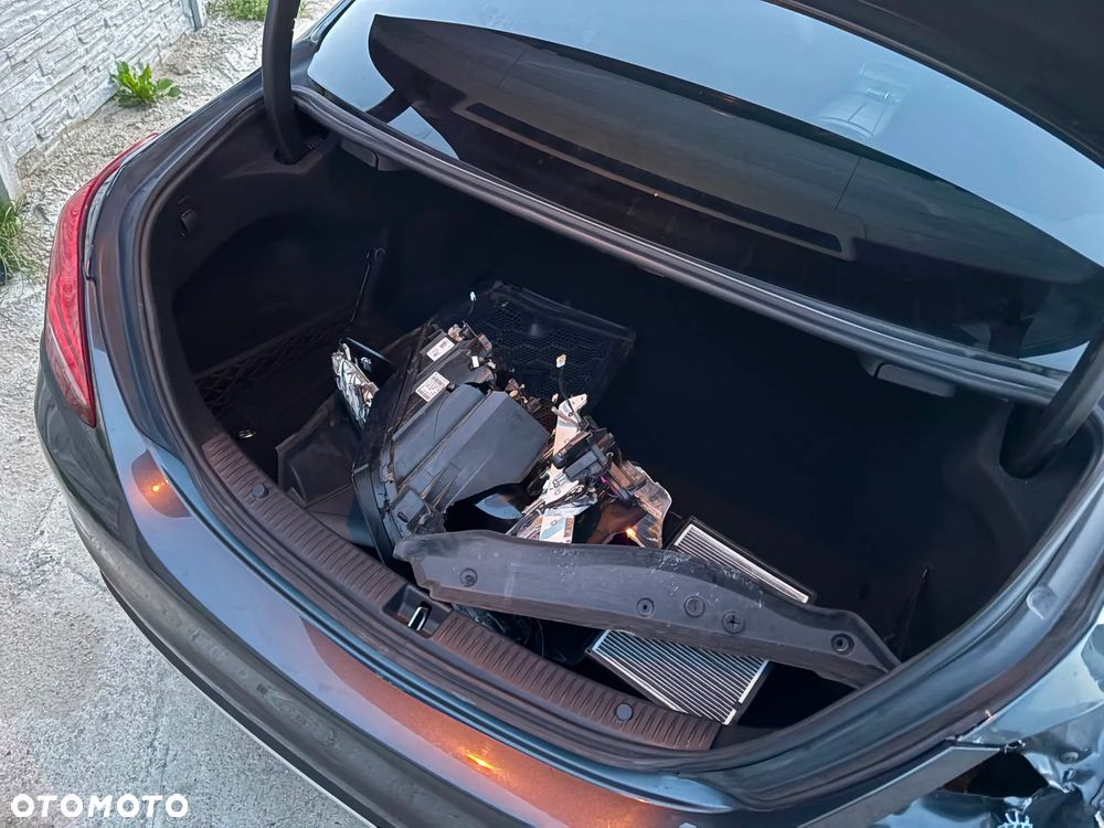 Mercedes-Benz Klasa C 220 (BlueTEC) d 7G-TRONIC Exclusive - 18