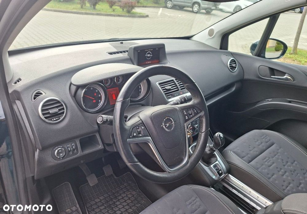 Opel Meriva - 21