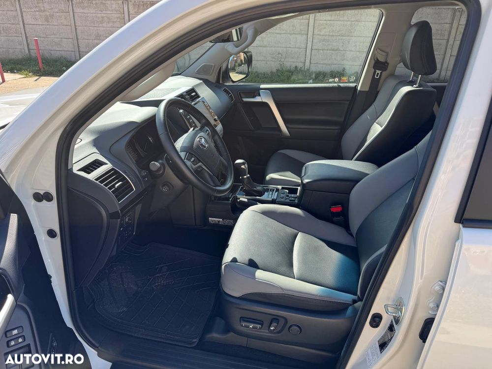 Toyota Land Cruiser 2.8l D-4D 204 CP A/T 7 locuri Luxury AVS - 6