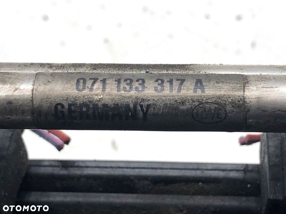 LISTWA WTRYSKOWA  VW BORA Variant (1J6) 1999 - 2005 2.3 V5 110 kW [150 KM] benzyna 1999 - 2000 - 5