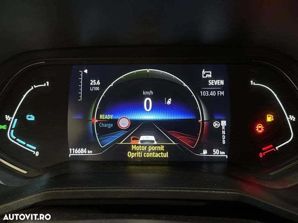 Renault Clio - 11