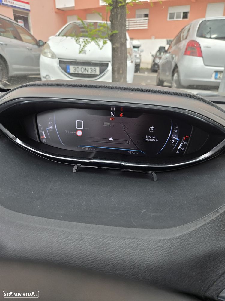 Peugeot 3008 BlueHDi 130 Stop & Start EAT8 Allure - 11