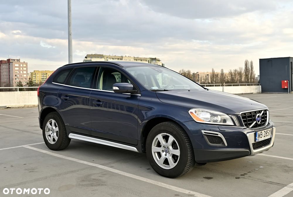 Volvo XC 60 D4 Momentum - 12