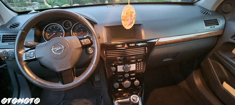 Opel Astra 1.8 Cosmo - 4