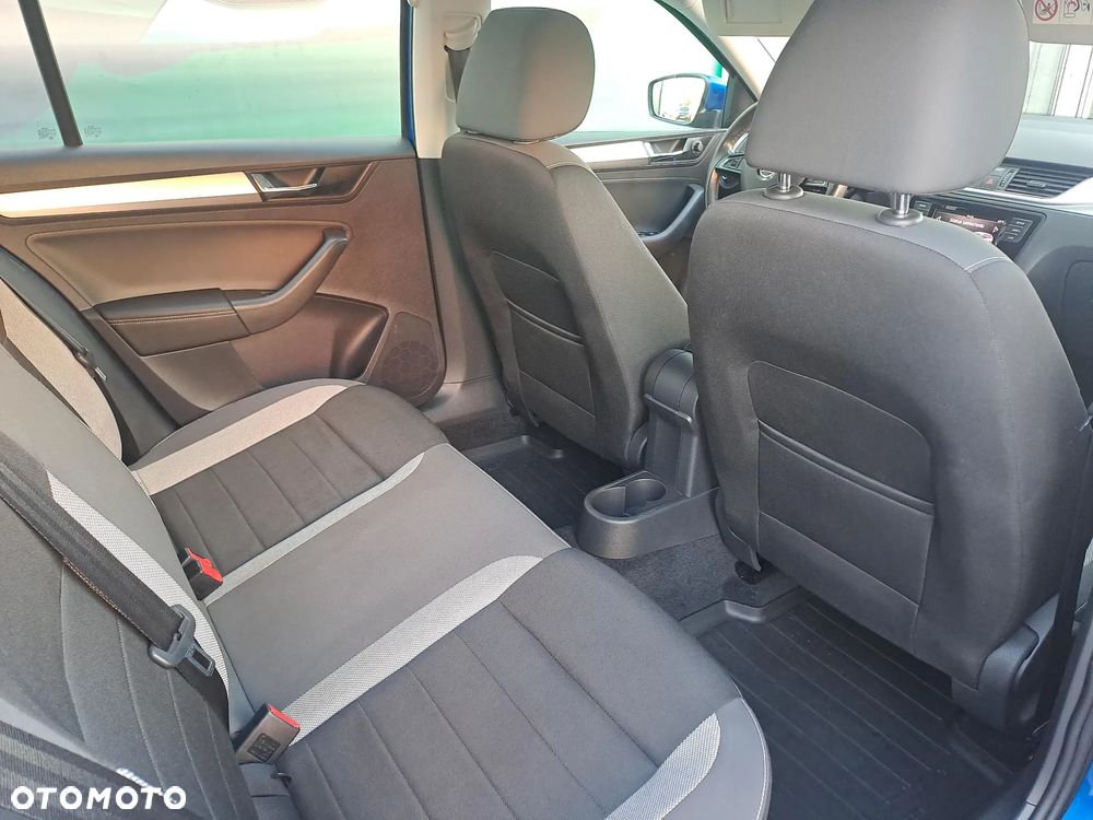 Skoda RAPID 1.0 TSI Ambition - 11