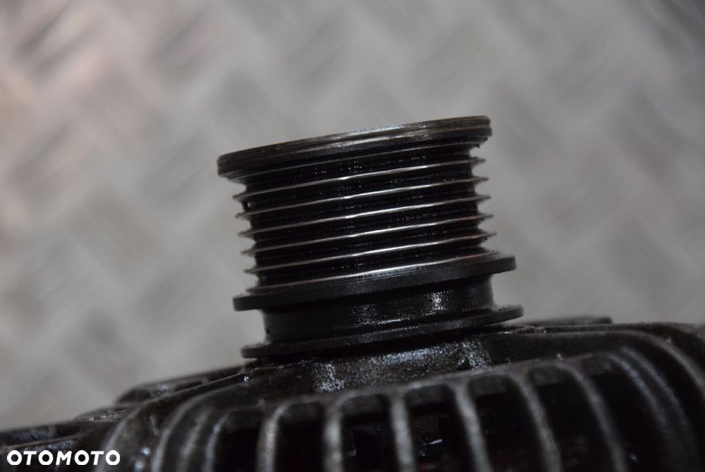 JEEP GRAND CHEROKEE WJ 2.7 CRD ALTERNATOR - 2