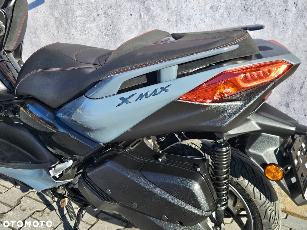 Yamaha X-max - 16