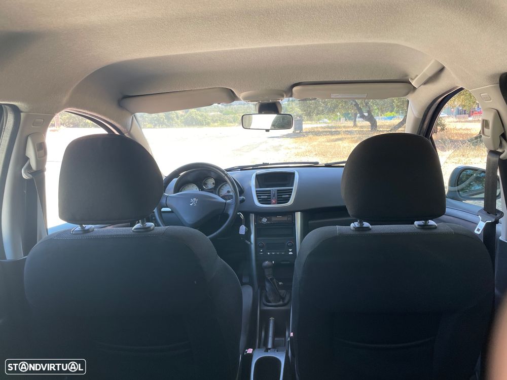 Peugeot 207 1.4 16V Sport - 18