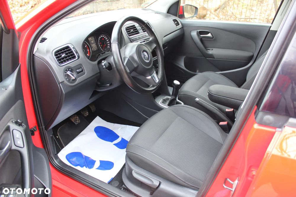 Volkswagen Polo - 11