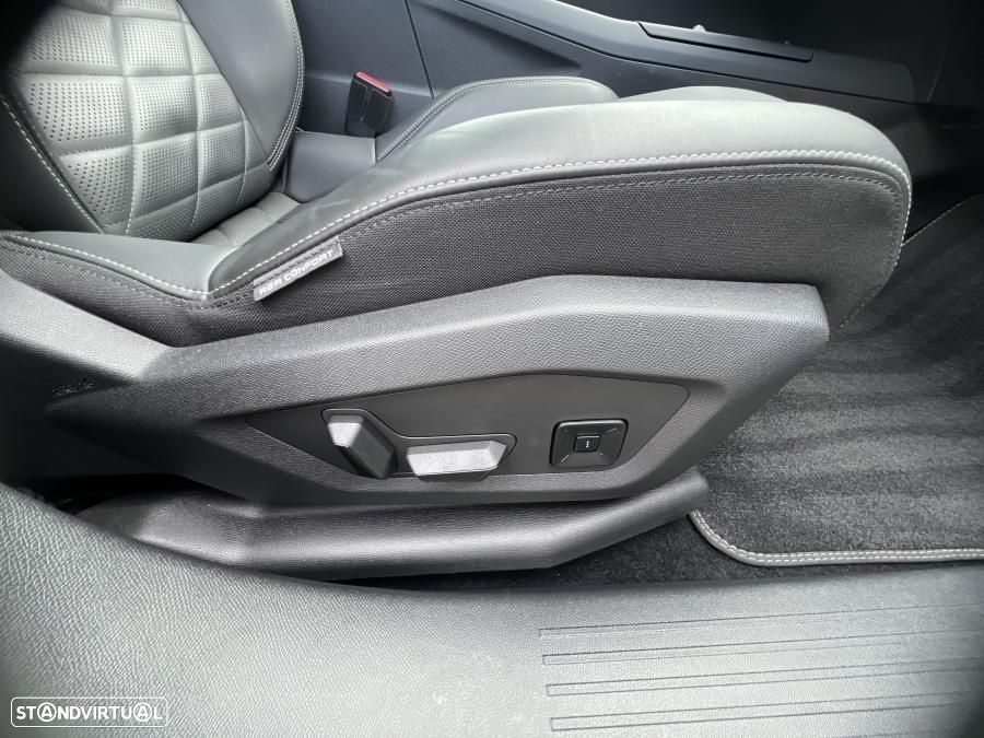 Peugeot E-3008 73 kWh GT - 29