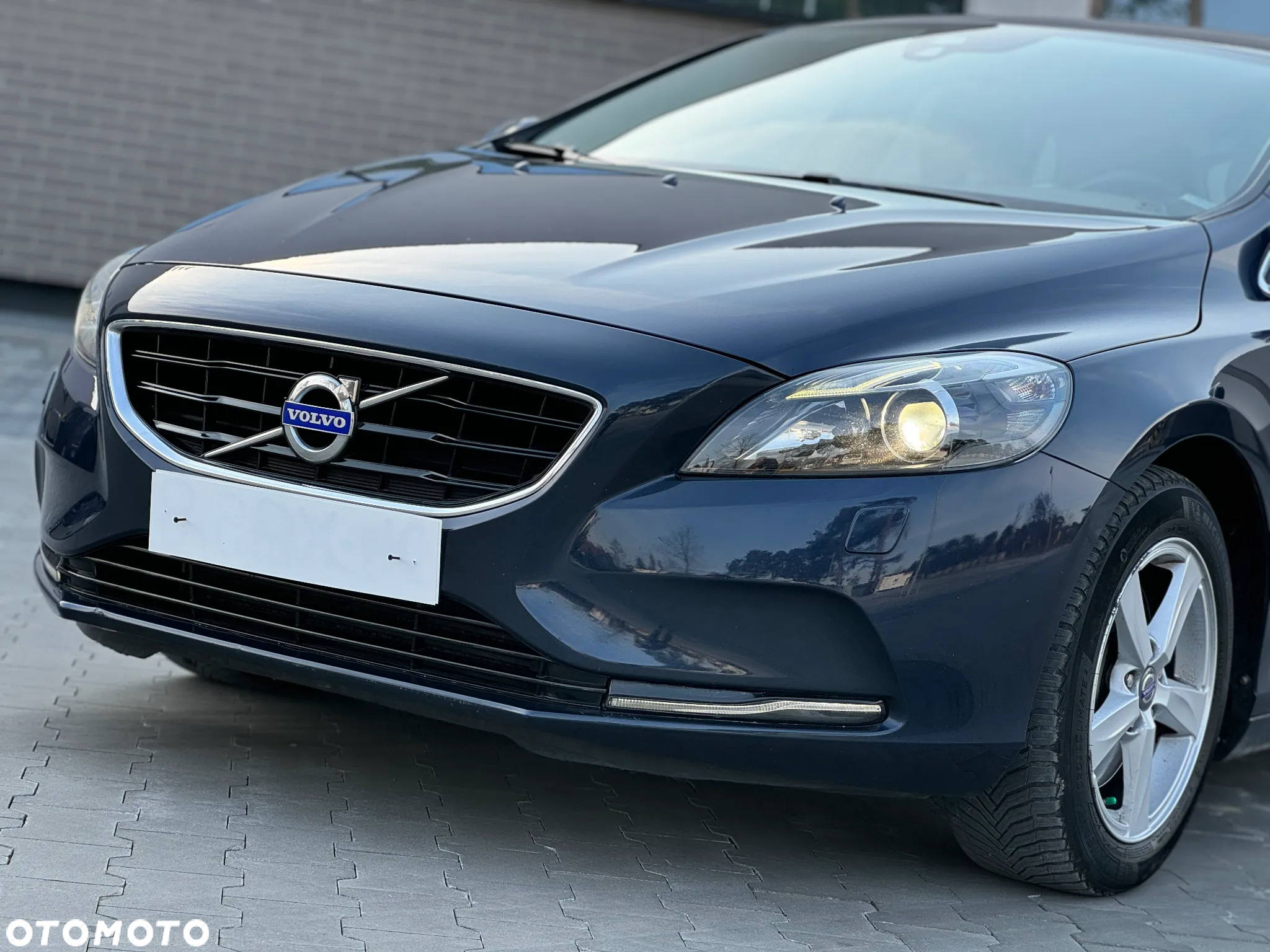 Volvo V40 D4 RDesign - 13