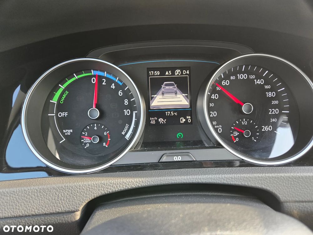 Volkswagen Golf 1.4 TSI BMT Highline DSG - 23