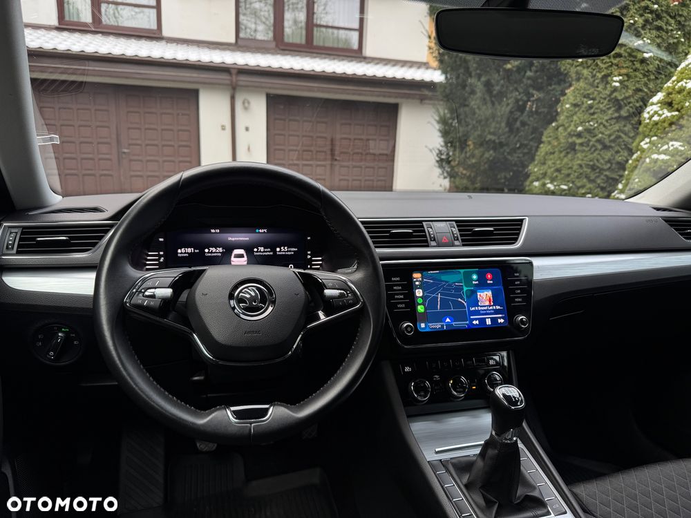 Skoda Superb 2.0 TDI SCR Ambition - 19