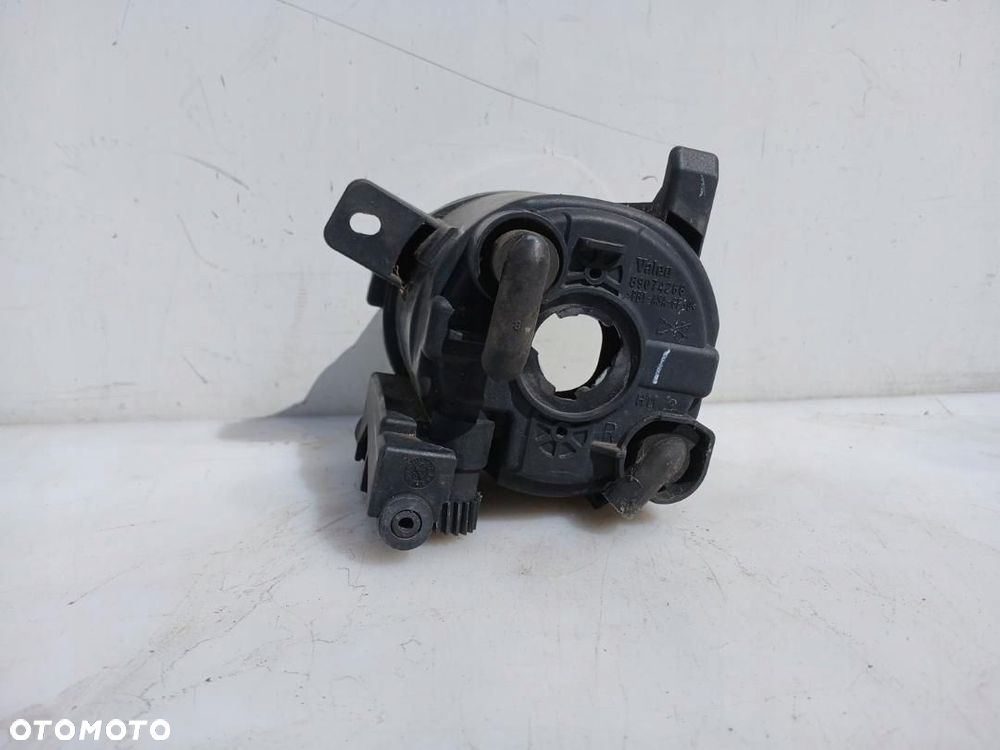 HALOGEN LAMPA PRZECIWMGIELNA PRAWA AUDI A5 A4 B8 8T0941700 - 3