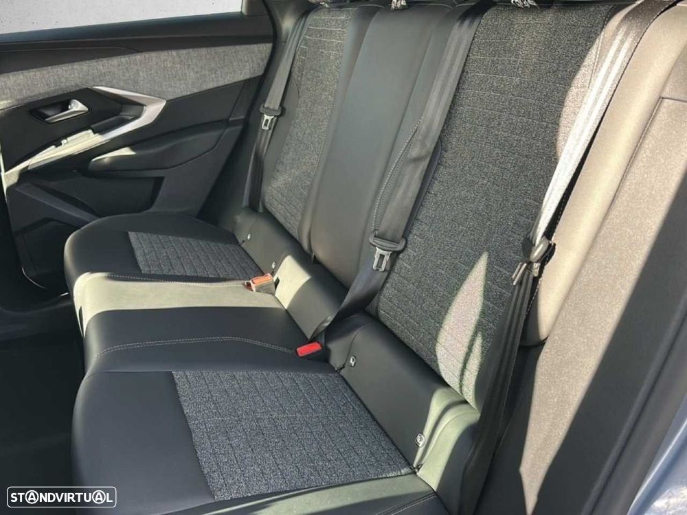 Peugeot 3008 1.2 Hybrid Allure e-DCS6 - 10