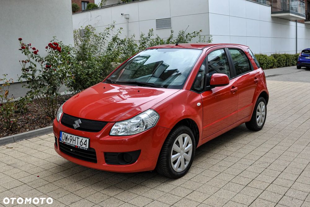 Suzuki SX4 1.5 Streetline 4x2 Classic - 1