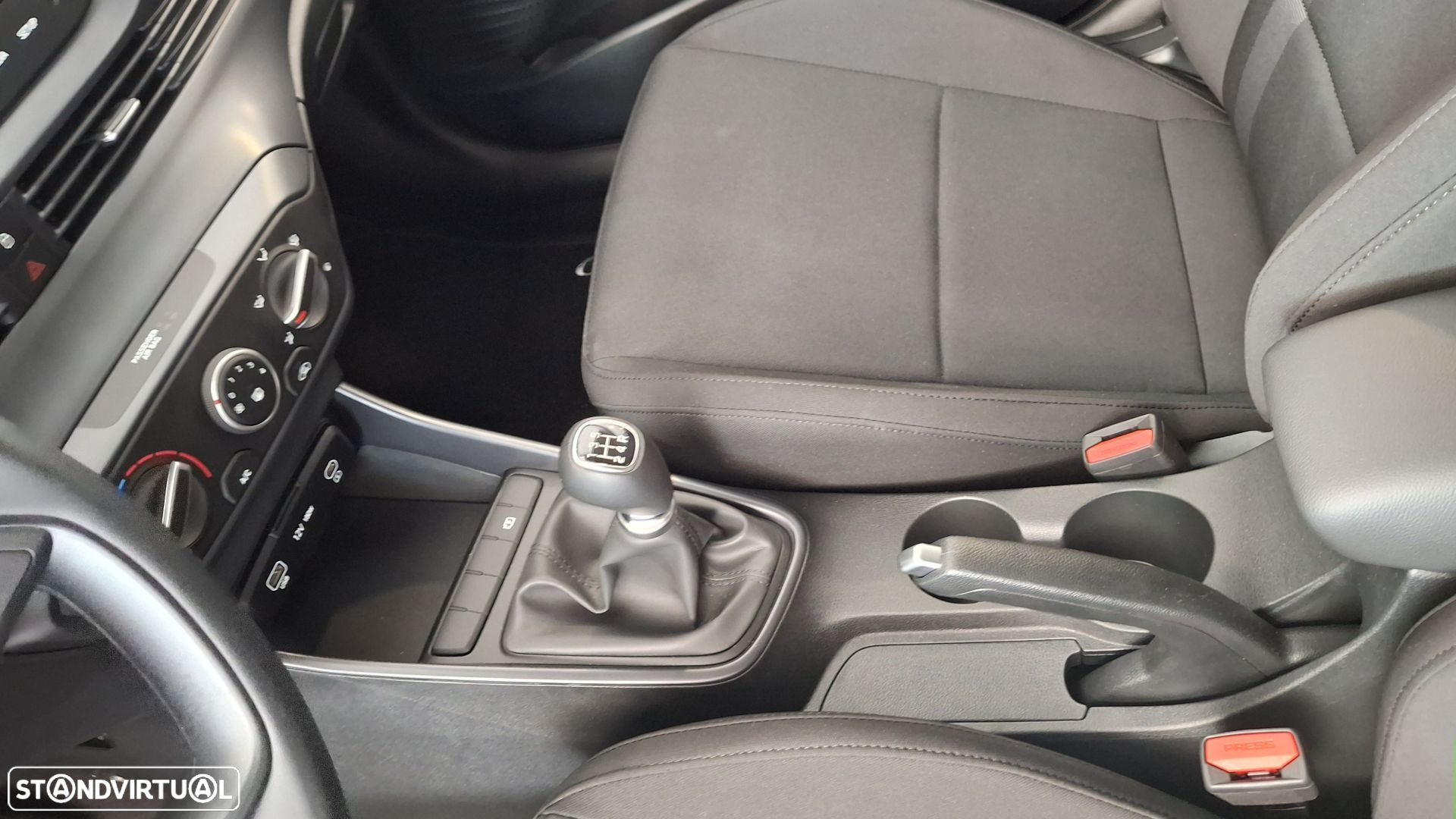 Hyundai i20 1.2 MPi Comfort - 10