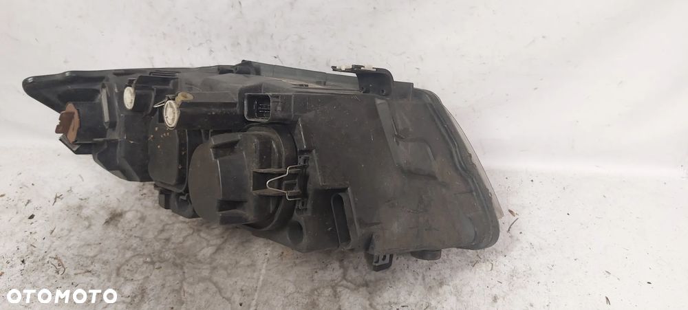 .  PRZOD PRZEDNIA LAMPA LEWA BMW 3 e90 e91 - 4