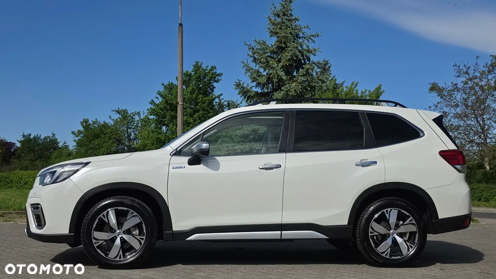 Subaru Forester 2.0i-L Platinum (EyeSight) Lineartronic - 6