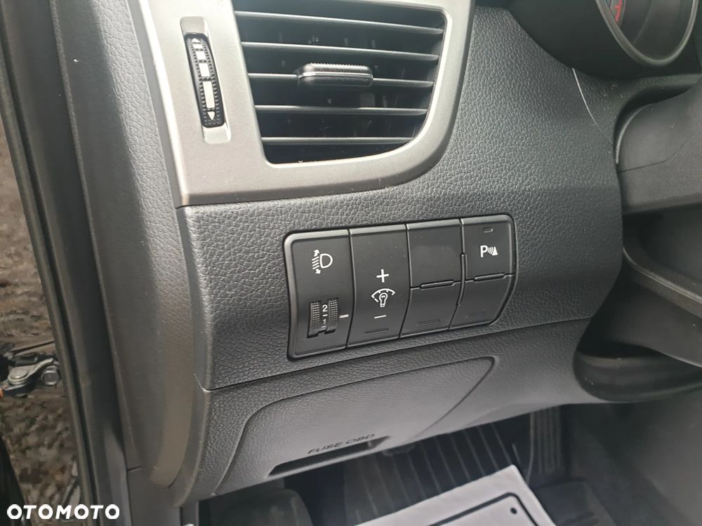 Hyundai i30 1.4 Intro Edition - 18