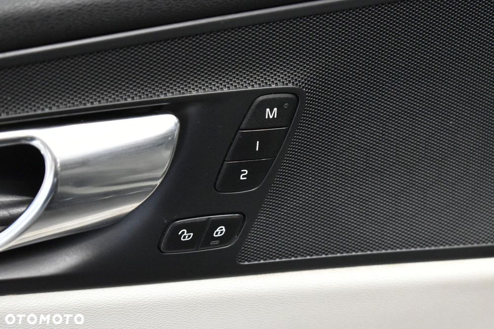 Volvo XC 60 - 10