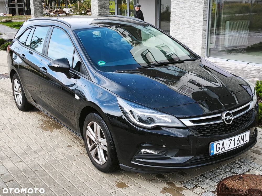 Opel Astra - 2