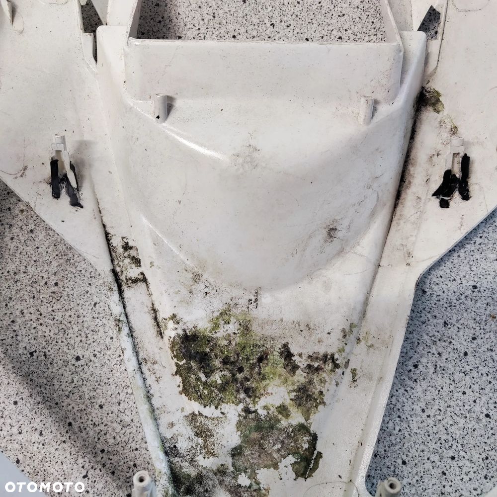 Czacha, czasza, owiewka przód, osłona lampy Derpi GP1 - 16