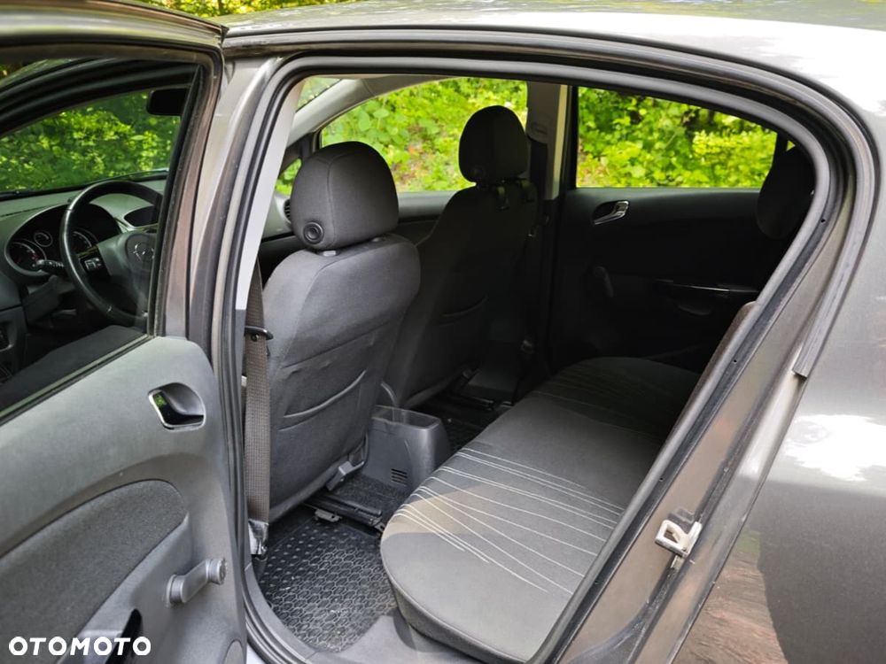 Opel Corsa 1.2 16V 111 - 28