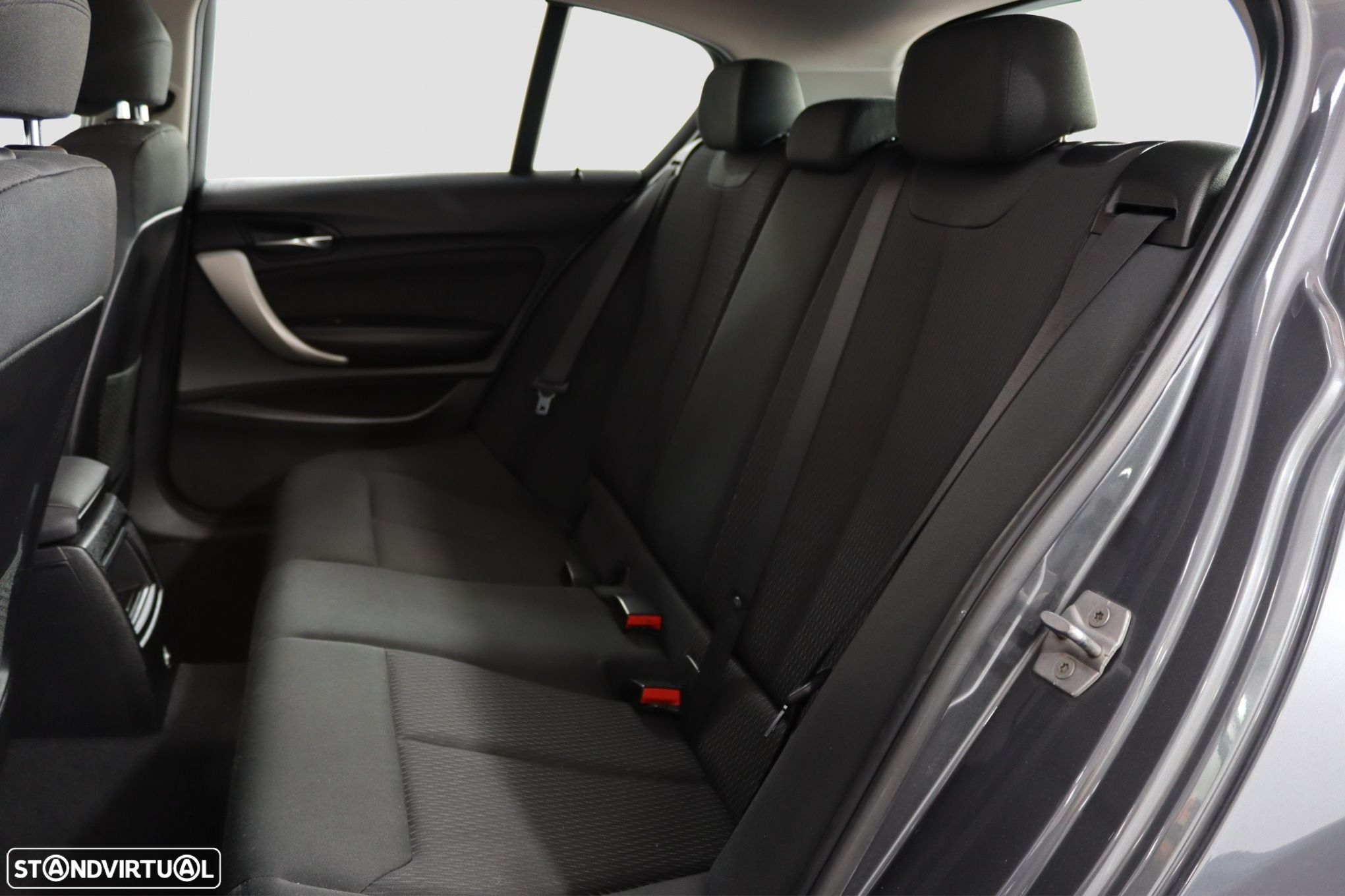 BMW 116 d Advantage - 13