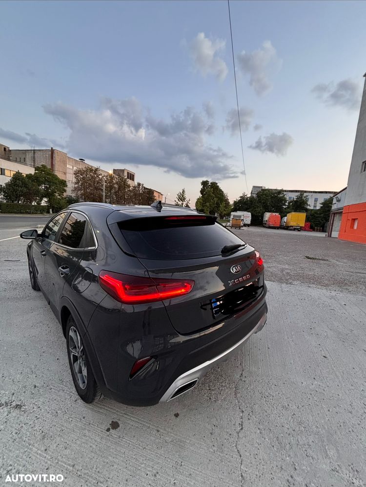 Kia XCeed 1.6 DSL MHEV HP 7DCT Style+ - 4